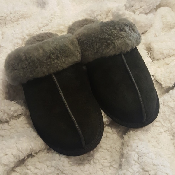 UGG Shoes - Ugg slippers